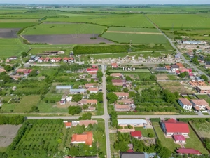 Teren cu utilitati, pe strada asfaltata, 1.448 mp, Cerneteaz | Comision 0 - imagine 16