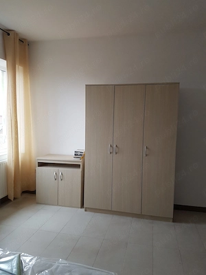 Apartament  6 camere in mansarda , zona centrala  - imagine 3