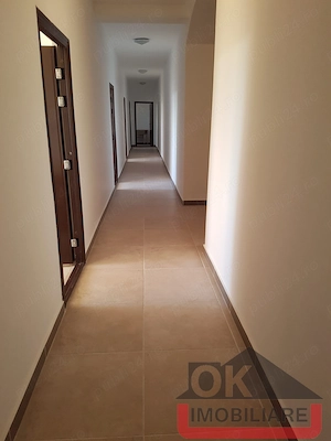 Apartament  6 camere in mansarda , zona centrala  - imagine 10