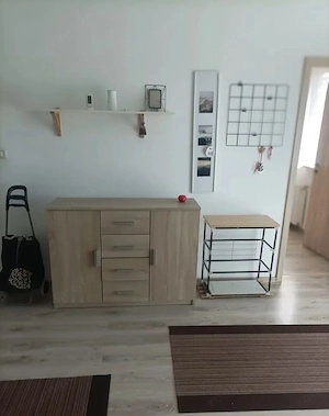 Apartament 2 Camere Centrală Proprie Etaj 1 Zona Giroc La 2 Minute De Primarie  - imagine 5