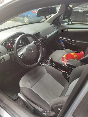 Opel Astra H 1.7 2011 - imagine 10