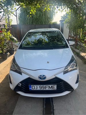 vand toyota yaris - imagine 5