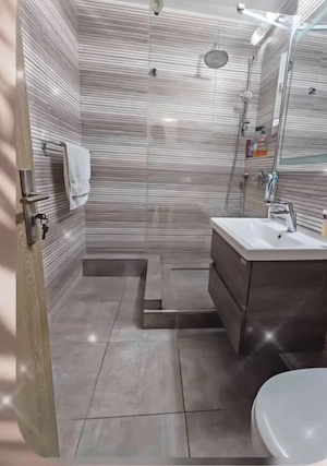 Apartament ultracentral Pitești 3 camere - imagine 7