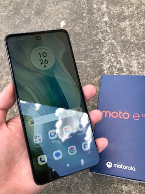 Telefon Motorola E14 Impecabil ca Nou  - imagine 3