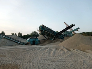 Statie de sortare mobila cu spalare Powerscreen Chieftain 2100X - imagine 2