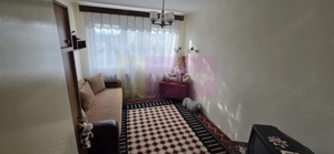 Apartament cu 3 camere de inchiriat in Campina, zona centrala - imagine 4