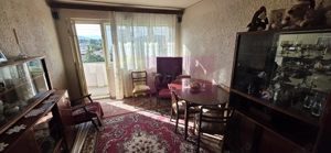 Apartament cu 3 camere de inchiriat in Campina, zona centrala - imagine 2