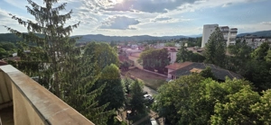 Apartament cu 3 camere de inchiriat in Campina, zona centrala - imagine 13