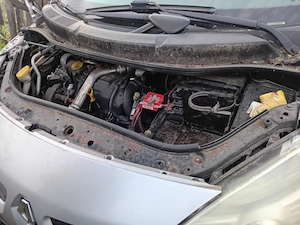 Dezmembrez Renault scenic 2006 - imagine 3