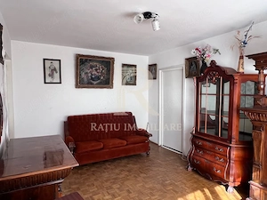 Vand urgent apartament cu 3 camere in Rogerius - imagine 4