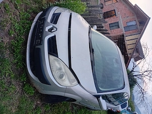 Dezmembrez Renault scenic 2006 - imagine 4