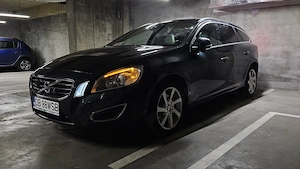 Volvo V60 Summum 2.0 D3 - Motor 5 cilindri - imagine 2