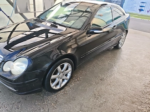 Mercedes C- Clase 2002 1400 Euro - imagine 2