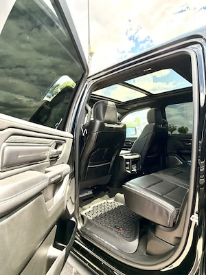*Vand Dodge Ram 1500-Limited Night Edition-2021* - imagine 7
