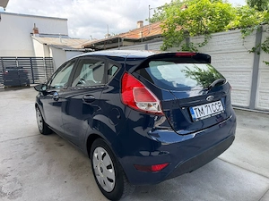 Ford Fiesta An 2015 In Stare Perfectă De Funcționare  - imagine 2