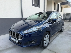 Ford Fiesta An 2015 In Stare Perfectă De Funcționare 