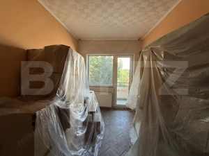 APARTAMENT CU 3 CAMERE , ZONA SEMICENTRALA - imagine 5