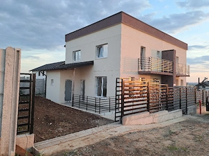 Casa noua 2025 -P+1 ,90mpu , str Releului