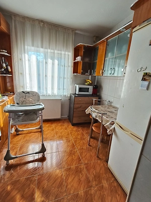 Vând apartament 2 camere - imagine 4
