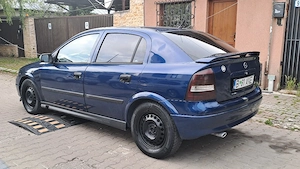 Opel astra 2008 Motorizare 1.4 plus GPL model cu aer condiționat ofer fiscal  - imagine 5