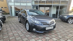 Toyota Avensis 2.0 Diesel Facelift - imagine 12