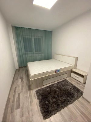 Închiriez apartament duplex-zona Coresi - imagine 3