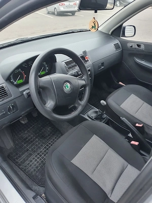 Vanzare Skoda Fabia KM reali, Proprietar in acte, Fiscal pe loc - imagine 6