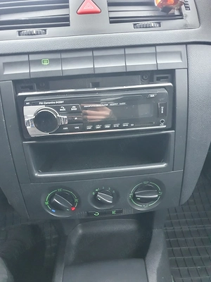 Vanzare Skoda Fabia KM reali, Proprietar in acte, Fiscal pe loc - imagine 10