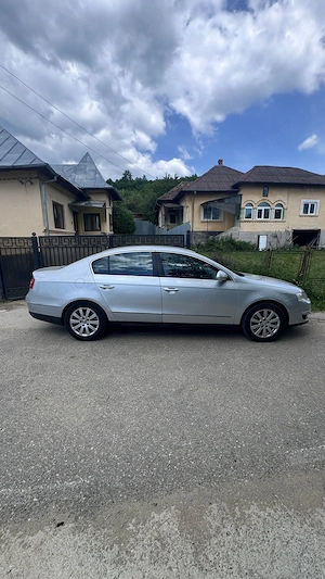 Vand VW Passat B6 2.0 TDI - imagine 11