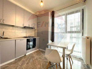 Apartament cu 2 camere si loc de parcare de închiriat - imagine 4