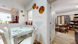 Casă de vânzare în Hărman – 1004 mp teren – Deschidere la 2 străzi - imagine 7