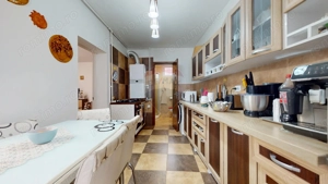 Casă de vânzare în Hărman – 1004 mp teren – Deschidere la 2 străzi - imagine 9