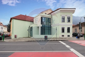Constructie comerciala P+2 funcțiuni mixte - str. Iuliu Maniu - imagine 2