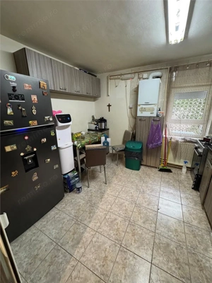 Apartament 4 camere Hol H Bld. Brancoveanu, - imagine 2