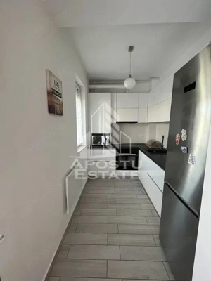 Apartament cu 3 camere, de inchiriat, Dumbravita, Loc de parcare - imagine 4