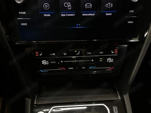 Volkswagen Passat - imagine 18