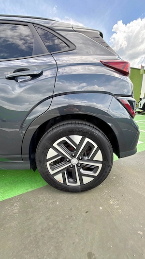 Vand Hyundai Kona electrica. Model Highway - imagine 3