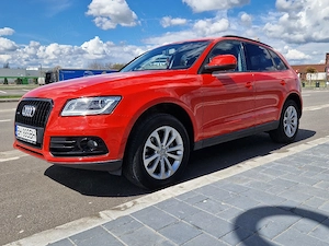 Vând Audi Q5 2015
