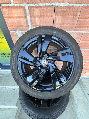Vând roti Volkswagen Tuoareg pe 20