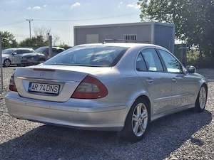 Mercedes-Benz E 220 CDI - an 2007