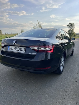 Skoda Superb 1.6 TDI - imagine 3