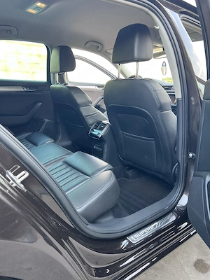 Skoda Superb 1.6 TDI - imagine 7