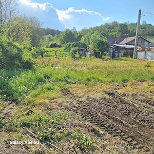 vand teren și casă batraneasca - imagine 4