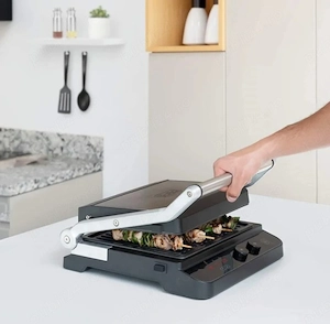 Grătar electric Black Decker 2000W