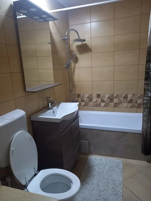 Se inchiriaza Apartament 3 camere in zona linistita complet utilat - imagine 3