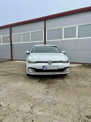 Vând Volkswagen GOLF 8