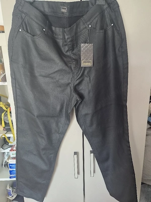 pantaloni dama
