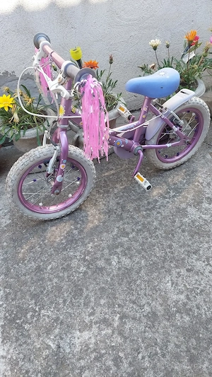 Vind bicicleta pentru fete in stare foarte buna  - imagine 2