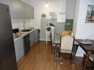 Casa din caramida 4 camere zona centrala, renovata complet in anul 2023, mobilata si utilata - imagine 7