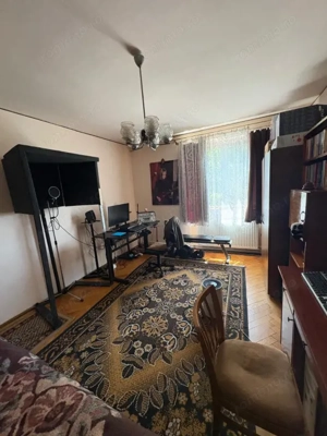Apartament decomandat 46 mp Garaj disponibil + posibilitate unire  apart. vecin